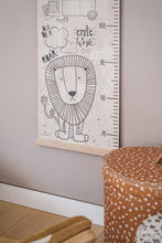 Laden Sie das Bild in den Galerie-Viewer, Messlatte Little Lion