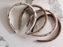 Laden Sie das Bild in den Galerie-Viewer, Haarreifen mit Schleife