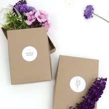 Laden Sie das Bild in den Galerie-Viewer, Blumengruss Box