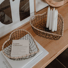 Laden Sie das Bild in den Galerie-Viewer, Drahtkorb Herz 2er Set