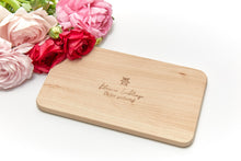 Laden Sie das Bild in den Galerie-Viewer, Frühstücksbrett "Kleiner Liebling"