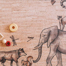 Laden Sie das Bild in den Galerie-Viewer, Kork Kinderteppich - Spielteppich - Kork - Arche Noah