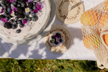 Laden Sie das Bild in den Galerie-Viewer, Kerzenteller/Brett "Blumenkranz"