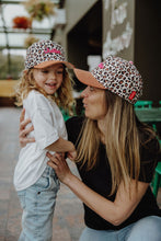 Laden Sie das Bild in den Galerie-Viewer, Leopard 7 - Kids &amp; Mums