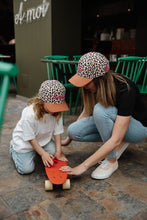 Laden Sie das Bild in den Galerie-Viewer, Leopard 7 - Kids &amp; Mums