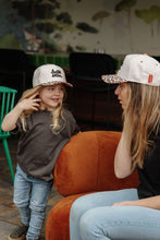 Laden Sie das Bild in den Galerie-Viewer, Leopard 5 - Kids &amp; Mums