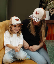 Laden Sie das Bild in den Galerie-Viewer, Leopard 2 - Kids &amp; Mums