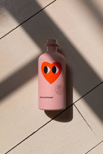 Laden Sie das Bild in den Galerie-Viewer, Liebe Edition - Natives Olivenöl extra 500 ml