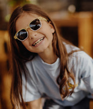 Laden Sie das Bild in den Galerie-Viewer, Sonnenbrille &quot;Mini Lili&quot;