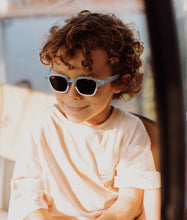 Laden Sie das Bild in den Galerie-Viewer, Sonnenbrille &quot;Mini Kelly&quot;