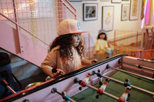 Laden Sie das Bild in den Galerie-Viewer, Patch Hightop - Kids &amp; Mums