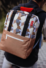 Laden Sie das Bild in den Galerie-Viewer, City Bag Patchwork - Family