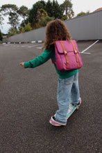 Laden Sie das Bild in den Galerie-Viewer, Lifestyle Bag Zinnia- Family