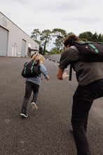 Laden Sie das Bild in den Galerie-Viewer, Lifestyle Bag Onyx- Family