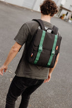 Laden Sie das Bild in den Galerie-Viewer, Lifestyle Bag Onyx- Family