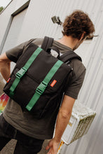 Laden Sie das Bild in den Galerie-Viewer, Lifestyle Bag Onyx- Family