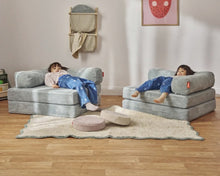 Laden Sie das Bild in den Galerie-Viewer, Funzy Lounger Spielsofa