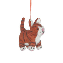 Laden Sie das Bild in den Galerie-Viewer, Colin die Katze aus Filz – Handmade in Nepal 🐈