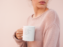 Laden Sie das Bild in den Galerie-Viewer, Tasse aus Keramik / Antisocial