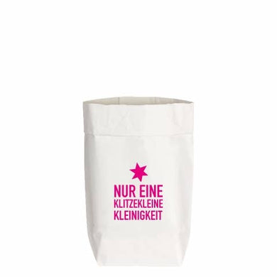 PaperBag, NUR EINE KLITZEKLEINE KLEINIGKEIT