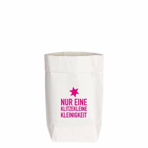 PaperBag, NUR EINE KLITZEKLEINE KLEINIGKEIT