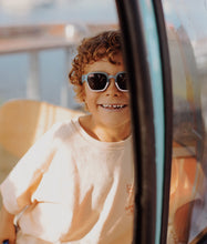 Laden Sie das Bild in den Galerie-Viewer, Sonnenbrille &quot;Mini Kelly&quot;