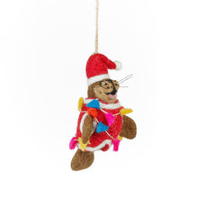 Laden Sie das Bild in den Galerie-Viewer, Walter Walross Filzanhänger Weihnachten | Felt so good