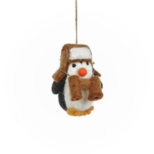 Laden Sie das Bild in den Galerie-Viewer, Pinguin aus Filz – handgefertigte Winter- &amp; Weihnachtsdeko mit Fernglas