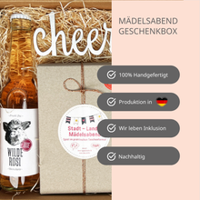 Laden Sie das Bild in den Galerie-Viewer, Mädelsabend Geschenk Box für die beste Freundin