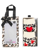 Laden Sie das Bild in den Galerie-Viewer, 2er Pack Gifting Box Socken "Leo Love"