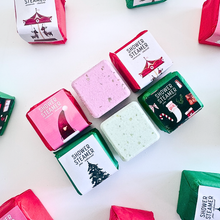 Laden Sie das Bild in den Galerie-Viewer, WEIHNACHTEN Duschbombe 50g