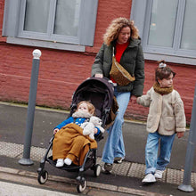 Laden Sie das Bild in den Galerie-Viewer, BIANCA Musselintuch Karamell Leo – Baby Mulltuch &amp; Musselin Decke aus Baumwolle