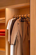 Laden Sie das Bild in den Galerie-Viewer, Kleiderbügel aus Seil - vulcano black