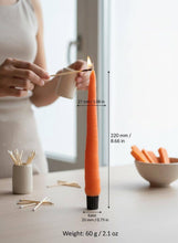 Laden Sie das Bild in den Galerie-Viewer, Handgefertigte Karotten Kerze | Herbstdeko 🥕