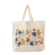 Laden Sie das Bild in den Galerie-Viewer, Bloomingville Jubiläumseinkaufstasche aus Baumwolle – Nachhaltige Stofftasche mit grafischem Design