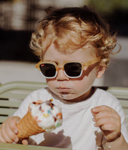 Laden Sie das Bild in den Galerie-Viewer, Sonnenbrille &quot;Mini Edie&quot;