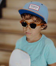 Laden Sie das Bild in den Galerie-Viewer, Sonnenbrille &quot;Mini Tommy&quot;