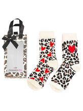 Laden Sie das Bild in den Galerie-Viewer, 2er Pack Gifting Box Socken "Leo Love"