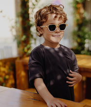 Laden Sie das Bild in den Galerie-Viewer, Sonnenbrille &quot;Mini Edie&quot;