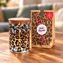 Laden Sie das Bild in den Galerie-Viewer, Geschenkset für die beste Freundin: Leo-Wundertüte &amp; Glas