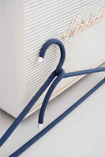 Laden Sie das Bild in den Galerie-Viewer, Kleiderbügel aus Seil - marineblau