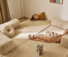 Laden Sie das Bild in den Galerie-Viewer, Family Funzy Sofa