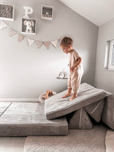 Laden Sie das Bild in den Galerie-Viewer, Funzy Cord Collection