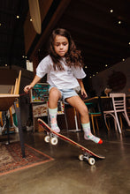 Laden Sie das Bild in den Galerie-Viewer, Flowers Socken - Kids