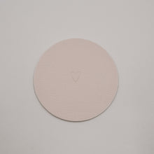 Laden Sie das Bild in den Galerie-Viewer, Wenbare Untersetzer - grün. creme, grau - Herz