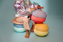 Laden Sie das Bild in den Galerie-Viewer, Osteraktion Stapelstein Set Pastel - gratis Board