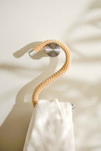 Laden Sie das Bild in den Galerie-Viewer, Kleiderbügel/Hooks aus Seil - Sand