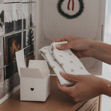 Laden Sie das Bild in den Galerie-Viewer, Adventskalender Socken 2026, Eulenschnitt