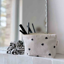 Laden Sie das Bild in den Galerie-Viewer, Kosmetiktasche „Sofia Herz“ – Beauty Bag &amp; Reise Organizer