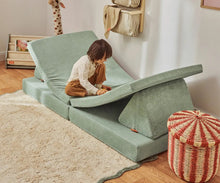 Laden Sie das Bild in den Galerie-Viewer, Funzy Spielsofa - Fluffy